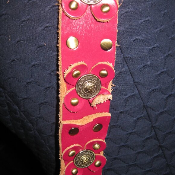 Patricia Nash Amerina Guitar Strap w/Flora studs Leather Cross-body NWT Fuchsia - Picture 9 of 16